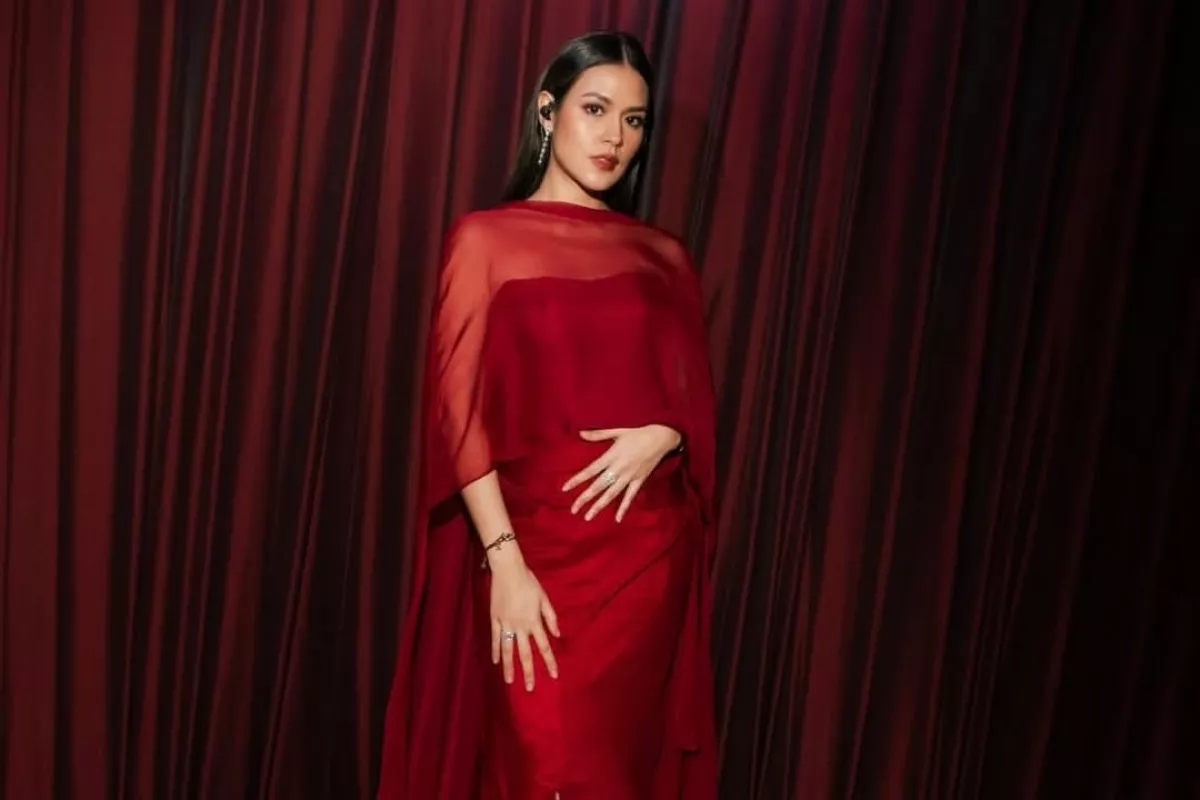 Pengalaman Menegangkan Raisa Andriana Hampir Terjebak di Bandara Dubai