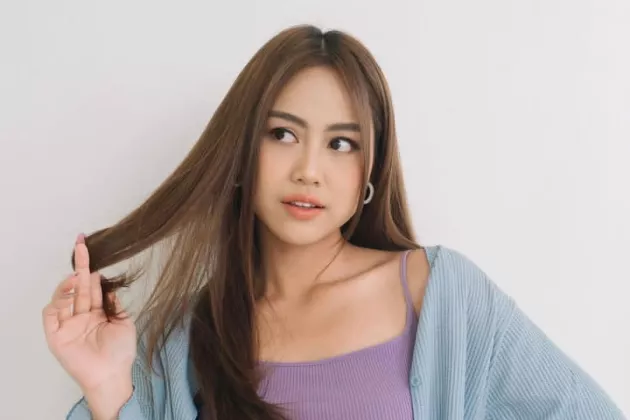 Sisca Saras Rilis & Katanya Cinta' Lagu Patah Hati Jadi Simbol Ikhlas dan Kedewasaan