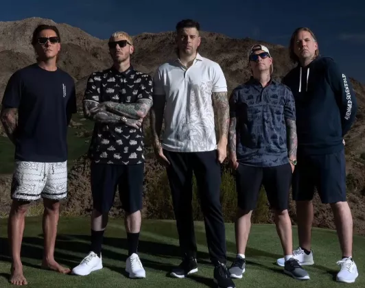 Avenged Sevenfold: Dari Ikon Metalcore Huntington Beach Menjadi Legenda bagi Deathbat Nation Indonesia