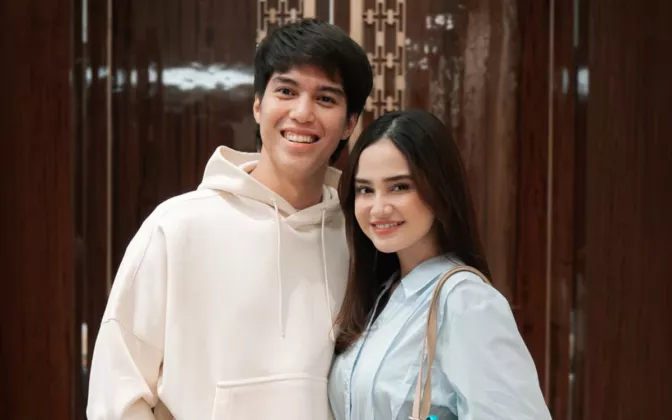 Resmi Menikah Hari Ini, Intip Perjalanan Cinta Syifa Hadju dan El Rumi
