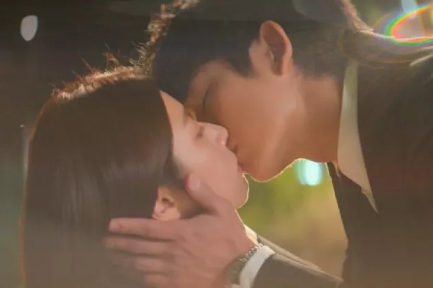 Netflix berhasil lagi, Drakor Berbalut Komedi dari Jung Hae-in Tembus Peringkat Pertama