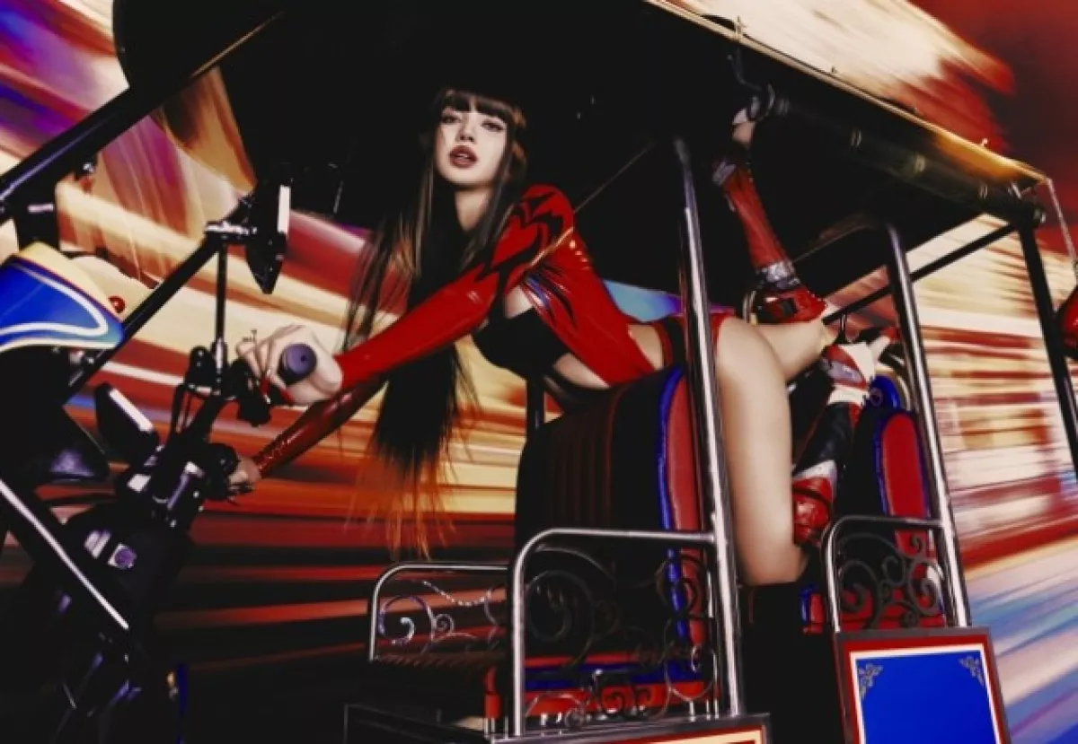 Lisa Melakukan Comeback yang Tidak Konvensional dengan Single Baru 'Sawadika'