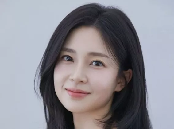 Baek Jin-hee Bersiap dengan Kabar Bahagia, Bolak balik Kanada-Seoul