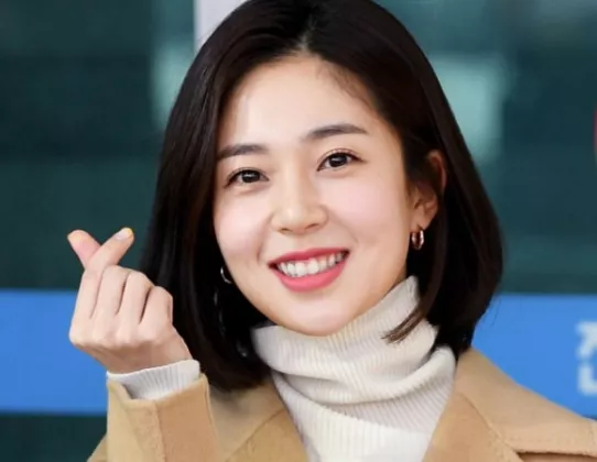 Baek Jin-hee dengan Henry, Anugerah Hubungan Jarak Jauh