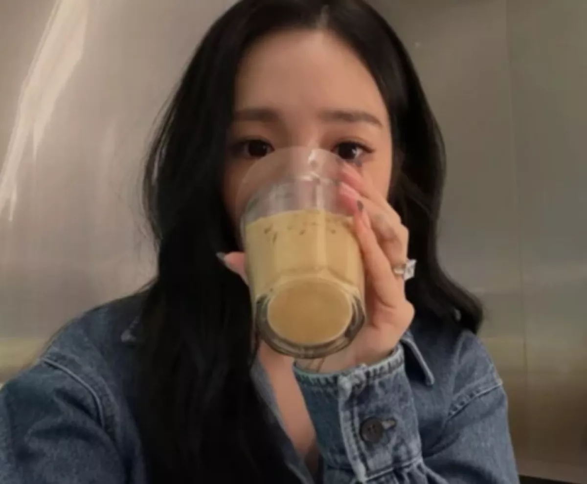 ' Byun Yo-han ' Tiffany, Cincin Jari Raksasa, 'Kejutan' Seukuran Bola Mata