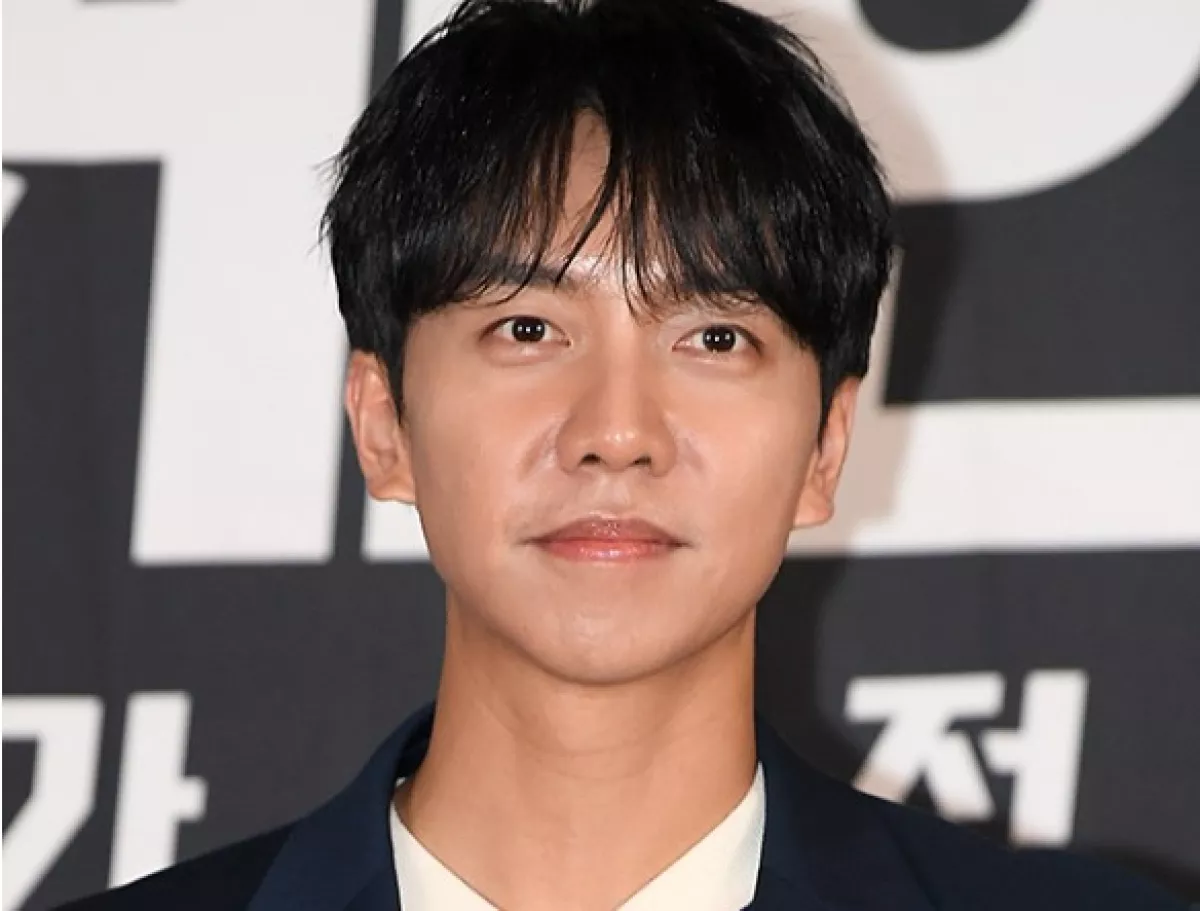 Lee Seung -gi Kunjungi Bar Karaoke Sendirian, Pemilik Penasaran