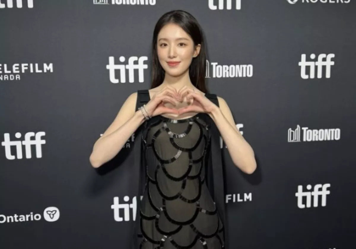 Shuhua (G)I-DLE Hadiri Festival Film Toronto ke-51 sebagai Aktris 'Aktingnya yang Otentik'