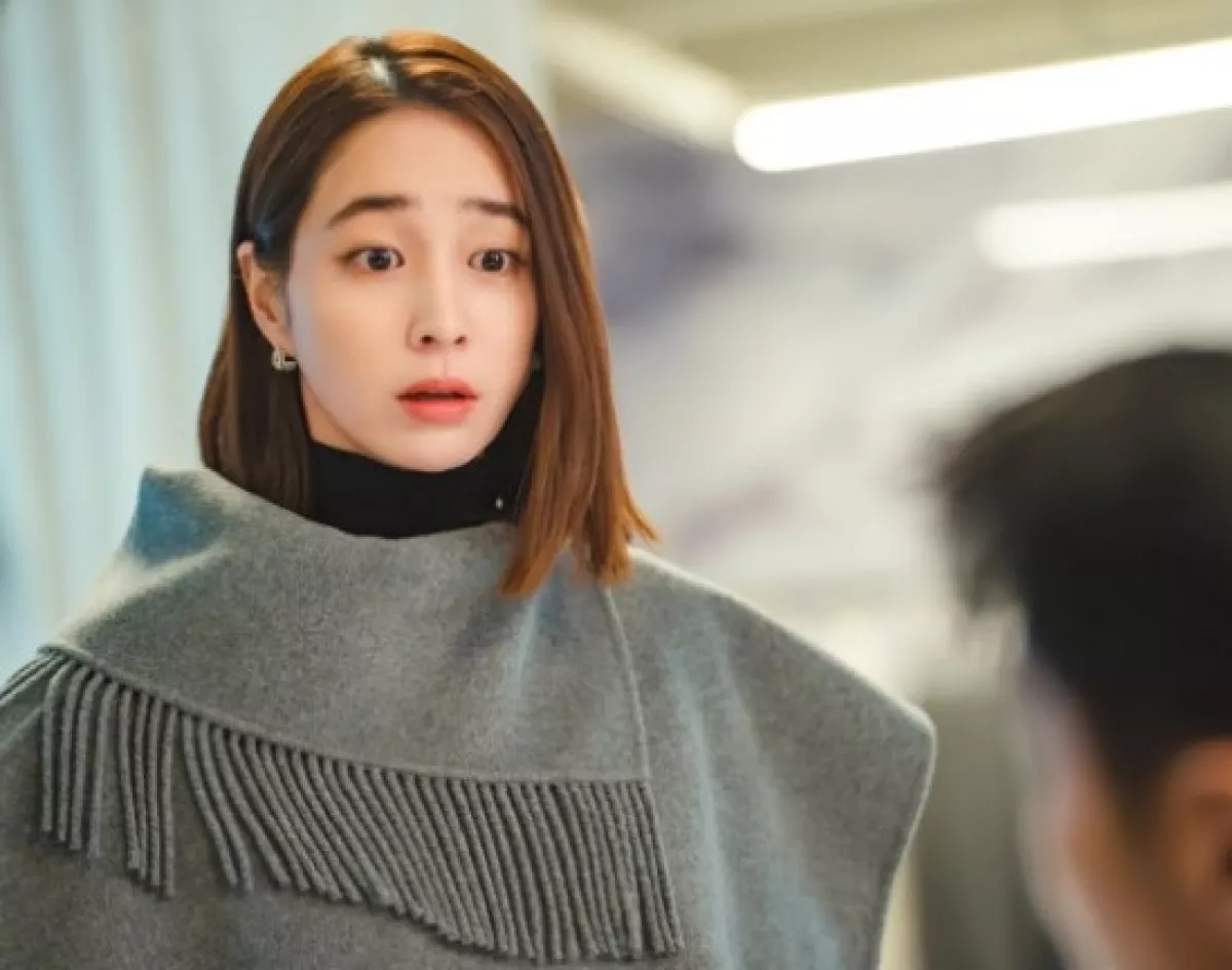 Update Episode 11 'Okay, Let's Divorce' Penyebab Lee Min-jung Menangis Tersedu-sedu