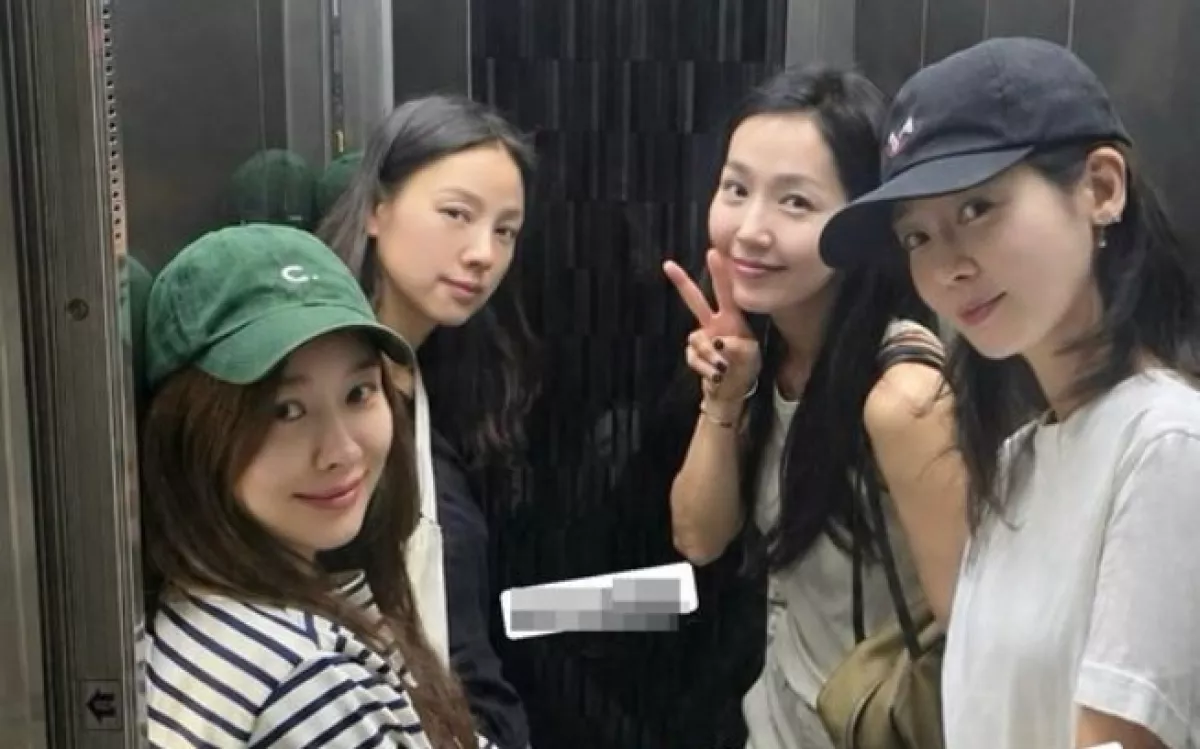 Member Fin.K.L Bilang Umur Mereka sekitar 40-an