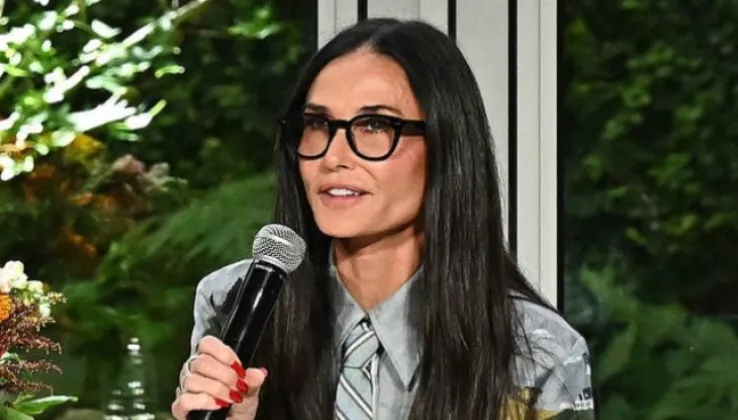 Fakta Menarik Demi Moore, Bayaran USD12,5 Juta untuk Film Biru