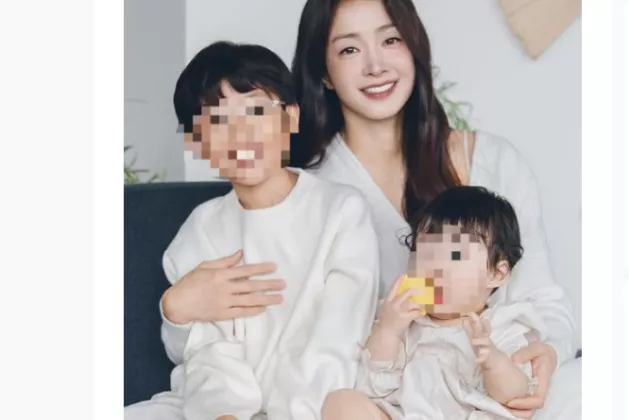Perceraian Lee Si-young Membuat Kontroversi, Ada Sesuatu Tentang Putrinya