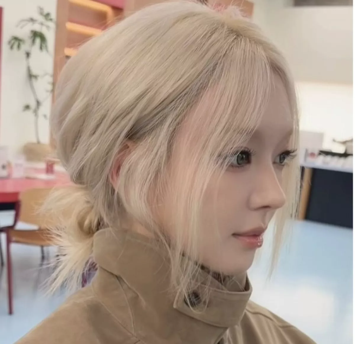 Choa, Mantan Member AOA, 'Blonde Doll' Gegerkan Publik