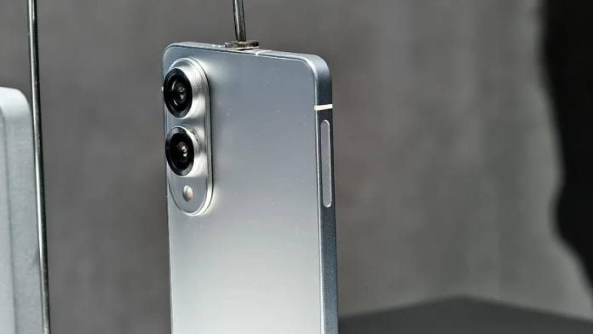 Samsung Galaxy S25 Edge Usung Kamera 200MP, Desain Ramping, dan Selfie LOG Video Canggih