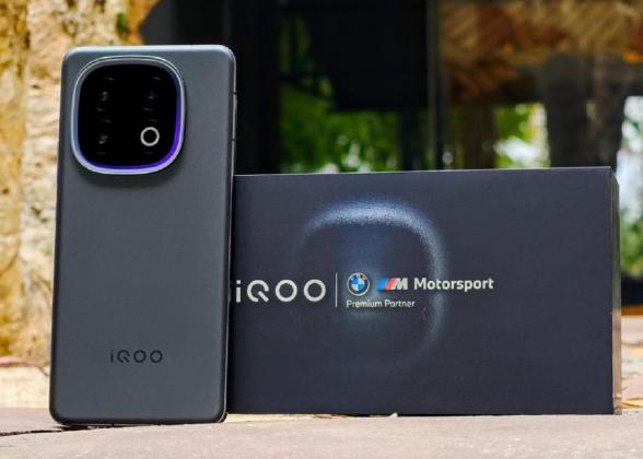 10 HP Android dengan Performa Tertinggi 2025 Versi AnTuTu, iQOO 13 Teratas