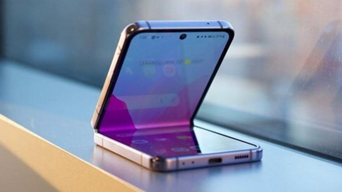 HP Lipat Murah 2025: Gak Perlu Jual Ginjal, Ini Deretan Foldable Phone Paling Worth It!