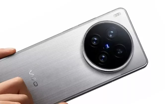 Vivo X300 Ultra Segera Hadir di China, Usung Kamera Periskop 200MP dan Teknologi Baru