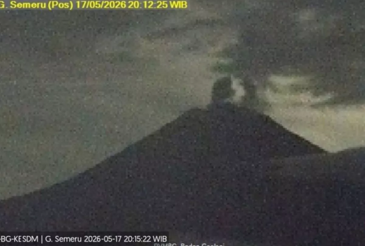 Gunung Semeru Masih Mengganas! Status Level III, Potensi Lahar & Awan Panas Mengintai