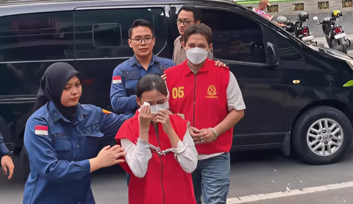 RESMI DITAHAN! Ini Wajah DAW dan WDP, Pasutri yang Bobol Bank Jatim Nganjuk Rp2 Miliar