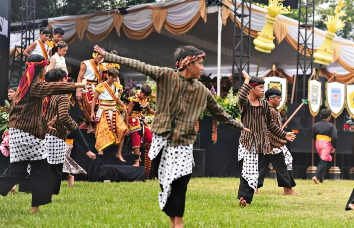 Dari 'Kota Seram' Jadi Lumbung Cuan: Suroan Madiun 2026 Cetak Rekor Omzet Ekonomi Kreatif
