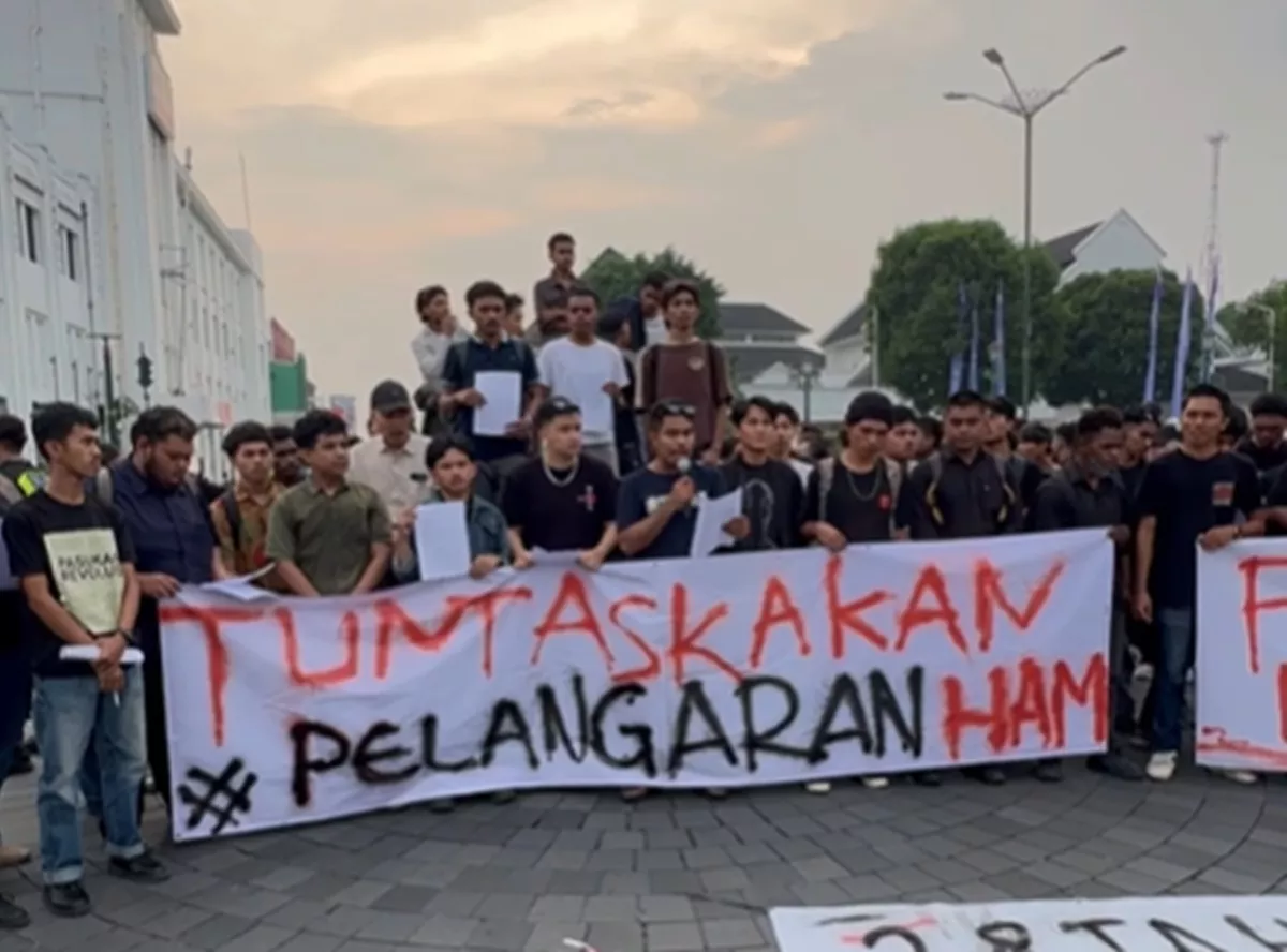Gugat Pemerintahan Prabowo Gibran, Forum BEM DIY Gelar Aksi Reformasi Jilid 2 di Titik Nol Kilometer