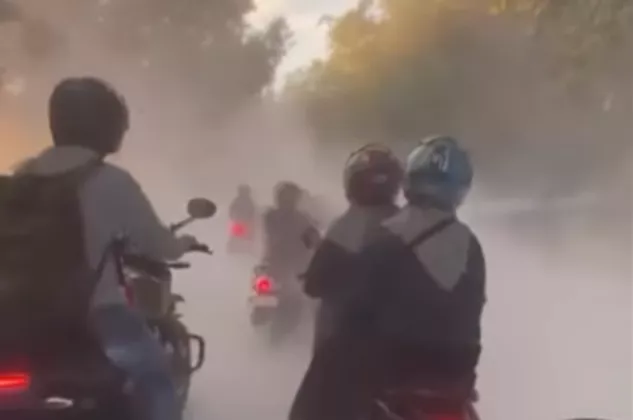 HEBOH! Tanjakan Piyungan - Wonosari Diselimuti Kabut Putih, TERNYATA Tepung Jatuh dari Truk