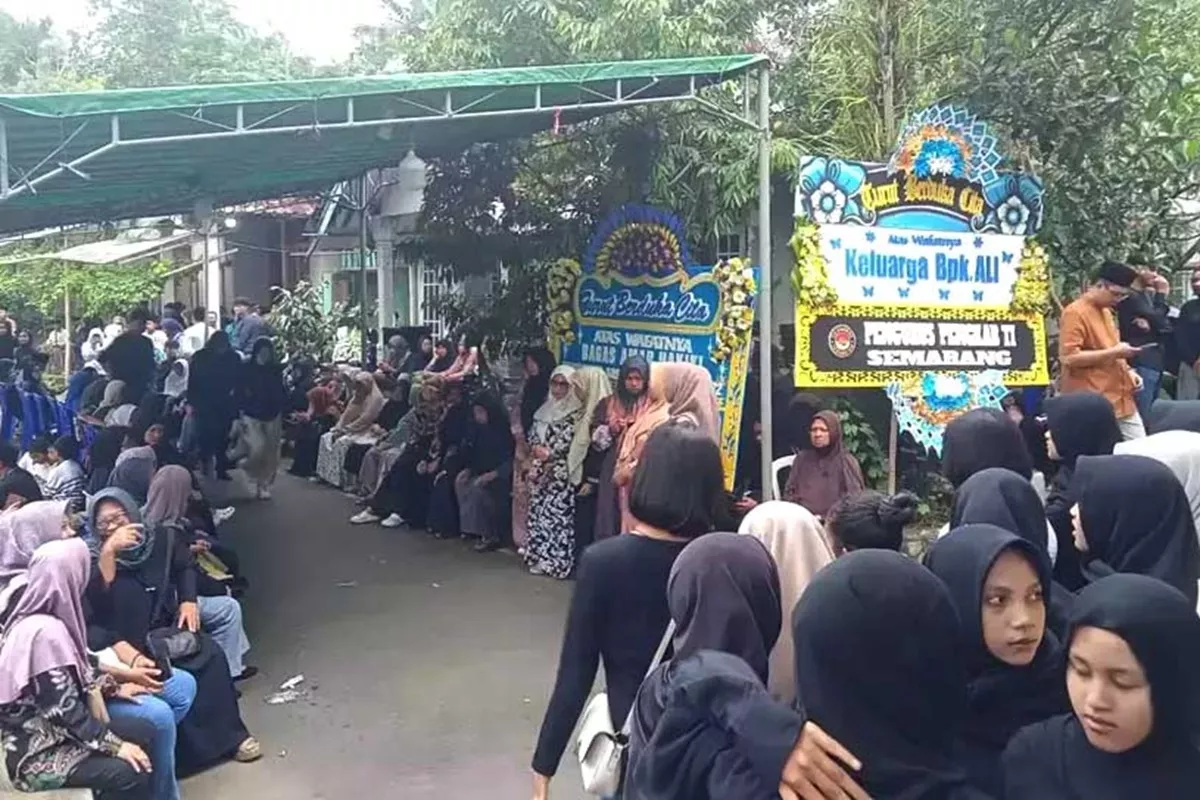 Dilepas Utusan Keraton Jogja, Satu Keluarga Tewas di Glamping Posong Dimakamkan