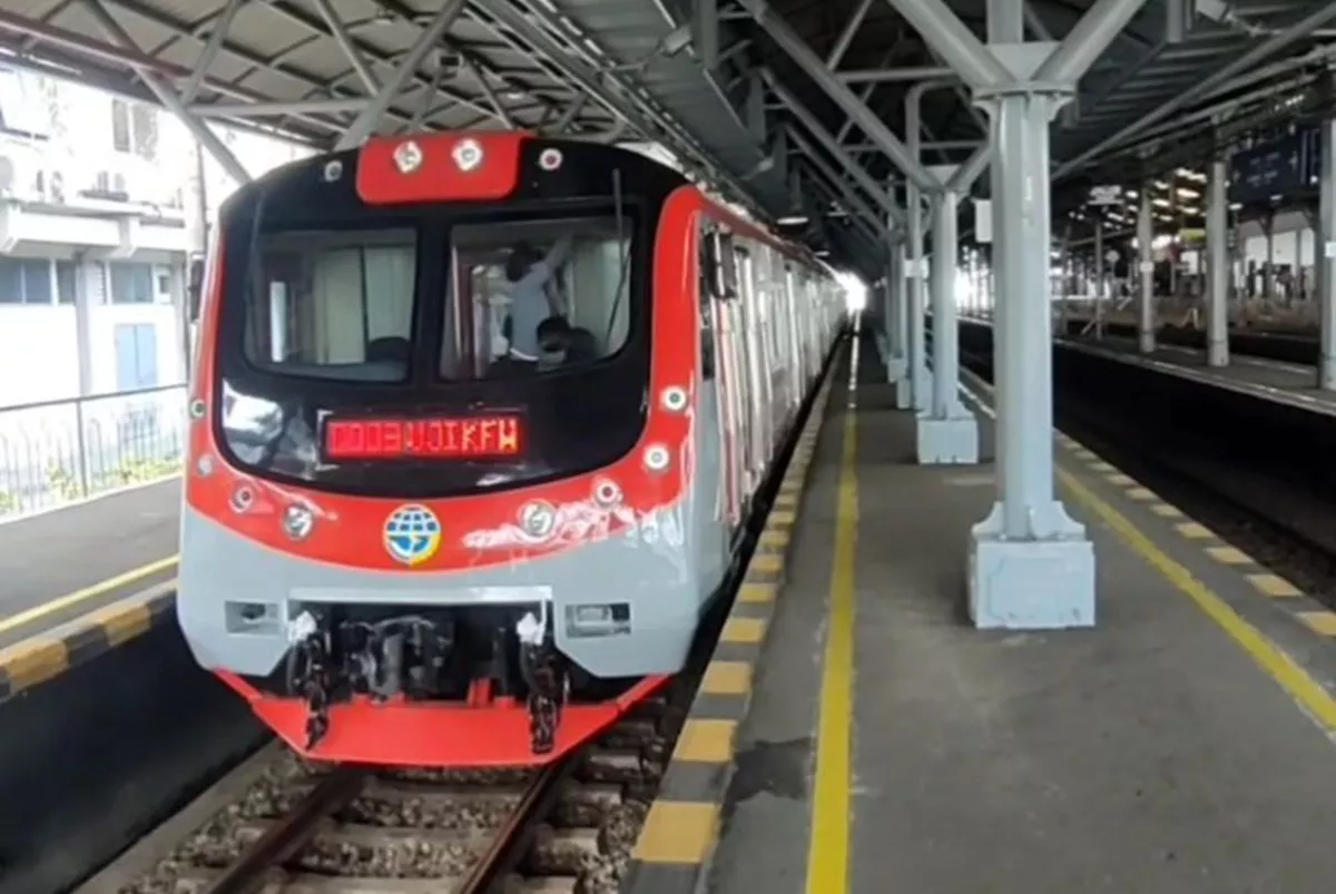 Liburan Anti Macet, Cek Jam Keberangkatan KRL Yogyakarta - Solo Paling Malam