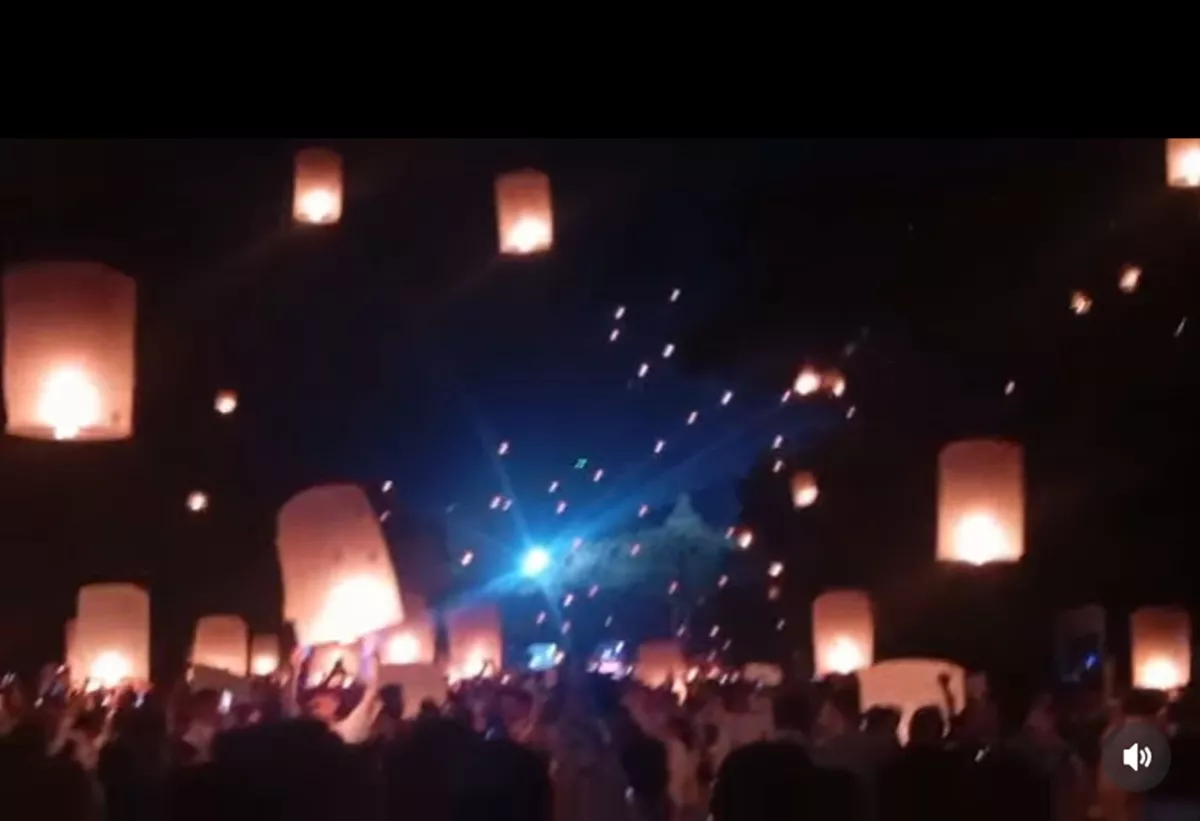 Langit Borobudur Berhias 2.570 Lampion Waisak, Wapres Gibran dan Menteri Ikut Terbangkan