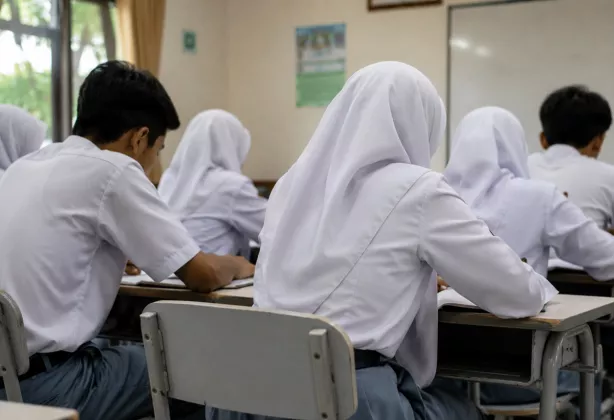 Ijazah Tertahan, SMAN 2 Yogyakarta Diduga Paksa Dana PIP Siswa Miskin untuk Sumbangan?