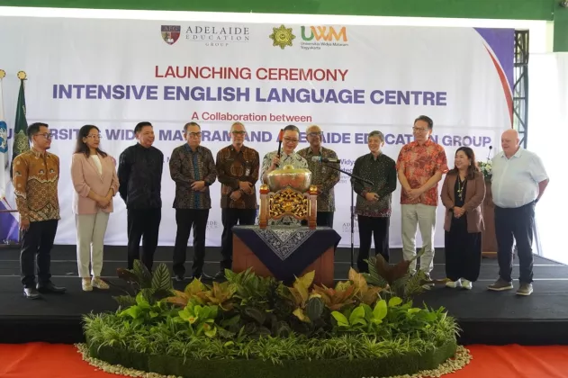 Perkuat Daya Saing Global, Universitas Widya Mataram Resmikan Intensive English Language Center
