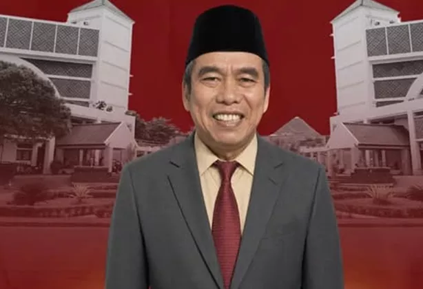 Dulu Hantarkan Para Senior Jadi Profesor, Kini Giliran Mahli Zainuddin Tago Raih Gelar Guru Besar