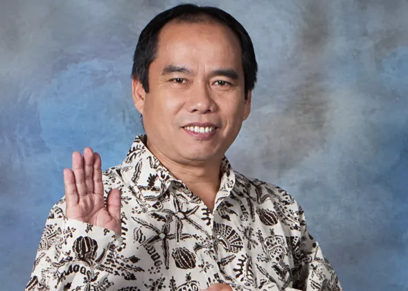 Kisah di Balik SK Guru Besar Prof Mahli Tago dan Canda Rektor UMY Soal Lapangan Bola