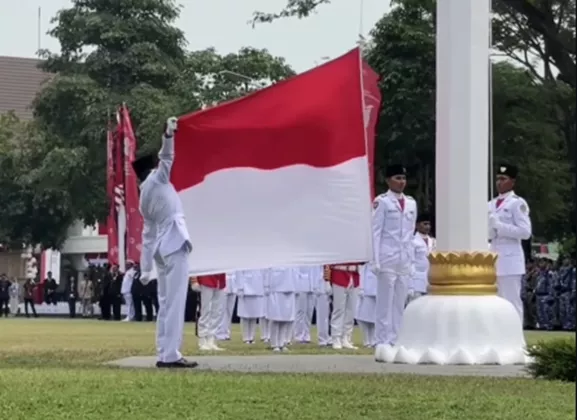 Detik-Detik Pengibaran Bendera HUT Ke-81 RI di Yogyakarta: Anggun, Khidmat, dan Menyentuh Hati
