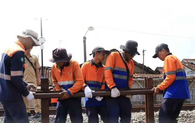 Bantul Digoyang Gempa, KAI Sempat Hentikan Sementara Perjalanan 20 Kereta Api 