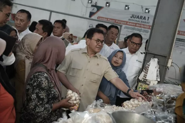 Sidak Pasar Potrojayan, Mendag Budi Santoso Kaget Temukan Harga Cabai Rawit Melambung Tinggi!