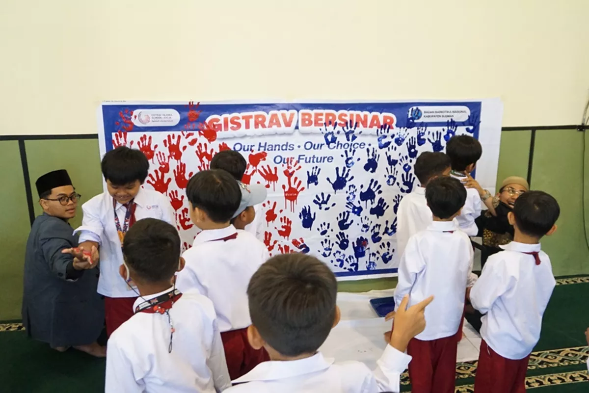 Ratusan Siswa GISTRAV Ikrar Deklarasi Sekolah Bersih Narkoba Bersama BNNK Sleman