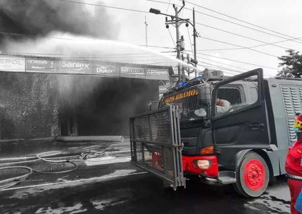 Operasi Kebakaran Transhome Resmi Ditutup, BPBD Sleman Catat 2 Tewas dan 4 Luka-Luka