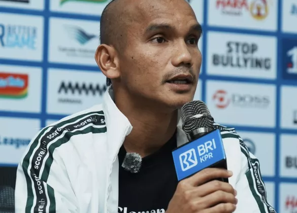 PSS Sleman Takluk di Kandang Sendiri, Riko Simanjuntak Ungkap Kendala Main 10 Orang
