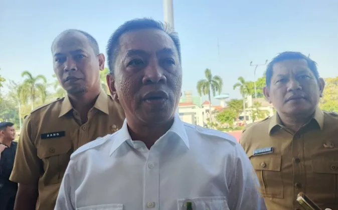 Blak-Blakan Bupati Karawang Soal Map Bertuliskan 'Bupati Karawang' yang Disita Kejagung dari Kasus BGN