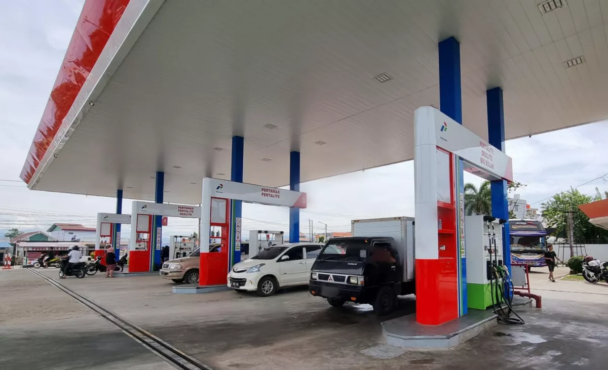 Mulai Hari Ini, Harga Pertamax Tembus Rp16.250 per Liter
