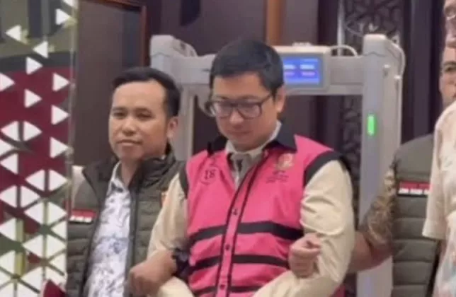 Kejagung Tetapkan Bos Motor Listrik Jadi Tersangka Korupsi MBG, Langsung Ditahan