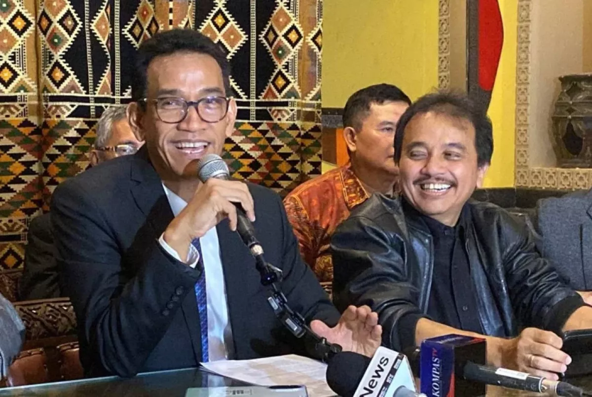 Gempar! Roy Suryo dan Dokter Tifa Ditangkap, Refly Harun  Protes Keras!