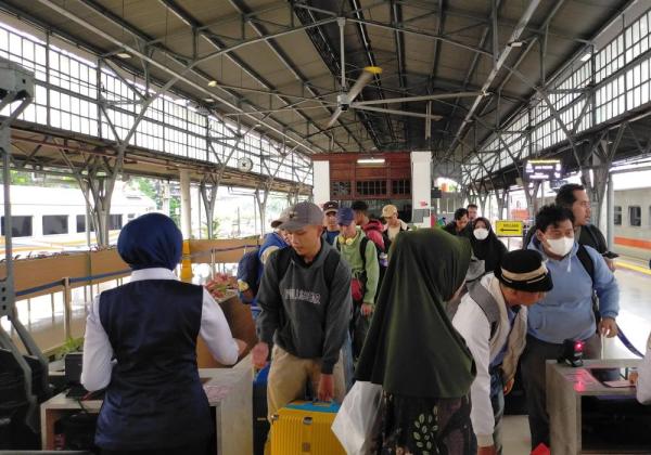 Kedatangan Penumpang Kereta Api ke Jakarta Meningkat, Mencapai 38 Ribu Orang