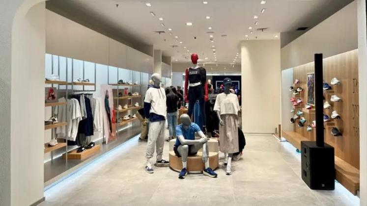 Hadir di Senayan City, New Balance Berikan Ruang Kreatif Bagi Penggemar Sepatu