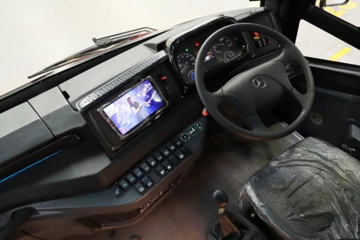 Menggunakan Mercedes Benz 1626 Suspensi Udara, PO ALS Luncurkan Kelas Executive 151129
