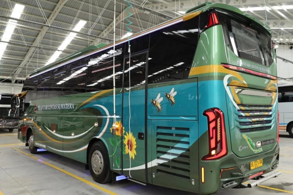 Menggunakan Mercedes Benz 1626 Suspensi Udara, PO ALS Luncurkan Kelas Executive 151215