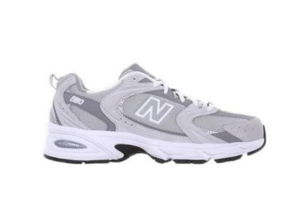 Mengenal Lebih Dekat New Balance 530, Outfit Sepatu Wajib Anak Muda Skena