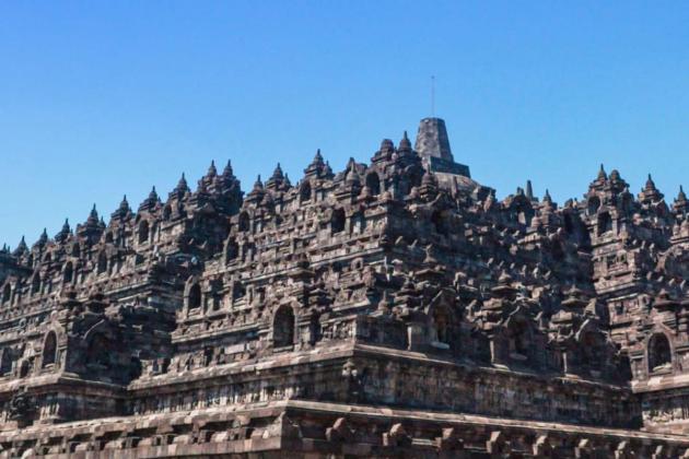 Candi Prambanan, Borobudur, dan Ratu Boko Rekomendasi Wisata Malam Pergantian Akhir Tahun