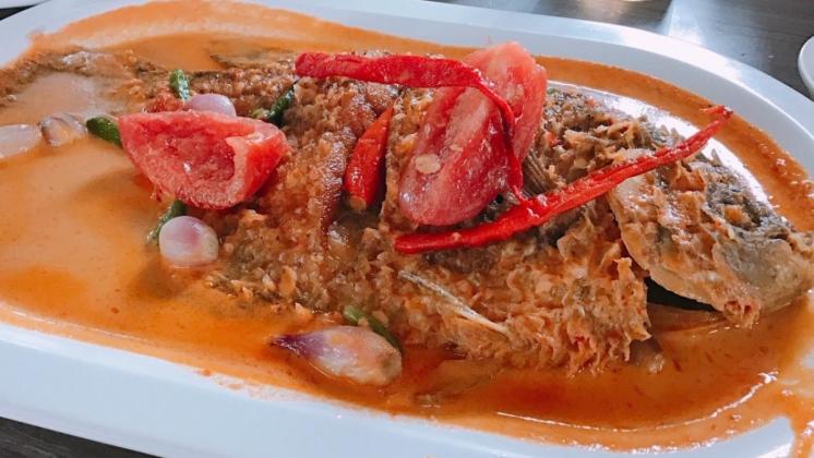 Resep Gurame Saus Acar: Tawarkan Sensasi 3 Rasa dalam Satu Sajian