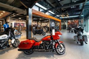 Anak Elang Harley Davidson Hadirkan Showroom Baru di Jakarta Selatan  081706